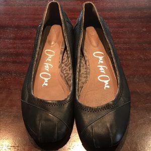 Toms brand ballet flats